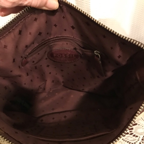 Fossil - Burgundy Leather Cross Body Bucket Bag - Picture 8 of 8